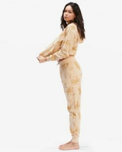 Buy π₯° Billabong At Last Floral Sweatpants RAFFIA β¨ 12 Buy π₯° Billabong At Last Floral Sweatpants RAFFIA β¨ -Womens-clothing Shop abjnp00152 billabongw tgb0 sd1 1