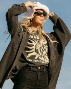 Hot Sale 👏 Billabong With Love From The Sun Oversized Graphic Boyfriend T-Shirt OFF BLACK 🌟 17 Hot Sale 👏 Billabong With Love From The Sun Oversized Graphic Boyfriend T-Shirt OFF BLACK 🌟 -Womens-clothing Shop abjzt00945 billabongl ofb frt1 1