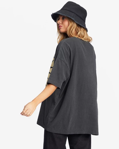 Hot Sale 👏 Billabong With Love From The Sun Oversized Graphic Boyfriend T-Shirt OFF BLACK 🌟 11 Hot Sale 👏 Billabong With Love From The Sun Oversized Graphic Boyfriend T-Shirt OFF BLACK 🌟 - Image 9