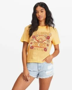 Wholesale 🔥 Billabong Sunrise Scenic Vintage Cut T-Shirt BUTTERMILK 🔔 -Womens-clothing Shop abjzt00983 billabongw yej0 frt1 1